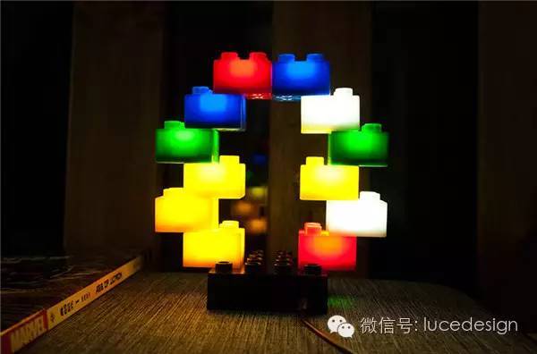 【最设计】LED 积木灯，帅的不要不要的！