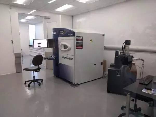 Facebook一个玩社交工具的都进军制造业了LED屏企你有什么理由说难？要懈怠？