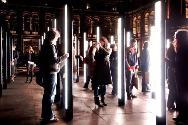 你与这个世界之间，隔着这6束光