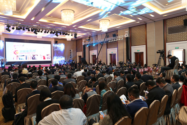 从探寻摸索到汇聚绽放  慧聪LED显示屏行业品牌盛会不忘初心