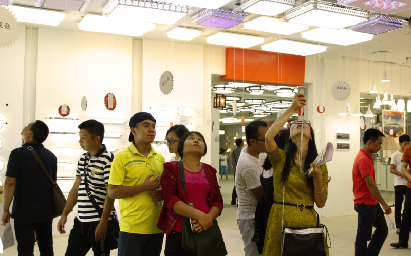 会演｜“佛照传奇•光耀中国”2016年佛山照明专卖店渠道广东区经销商会议成功举办