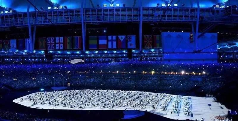 灯光美到极致！里约奥运会开幕式“逆袭”了