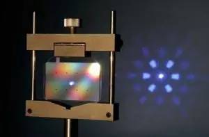 Magic Leap的黑科技真能让一条鲸鱼“活跃”在你跟前？