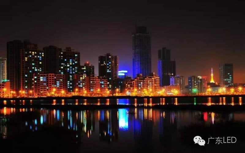 LED老板警示录丨品一事件折射纯电商品牌之痛