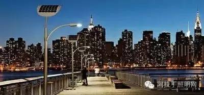 这样玩路灯靠谱吗？