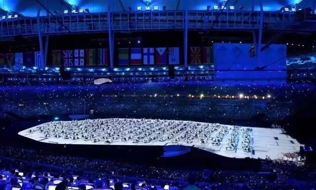 备战“七夕”：话语不够，LED来凑