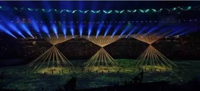 备战“七夕”：话语不够，LED来凑