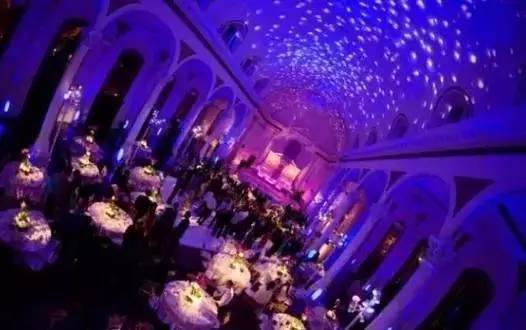 备战“七夕”：话语不够，LED来凑