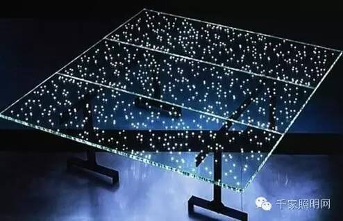 产品 | 绚丽多彩的LED发光玻璃