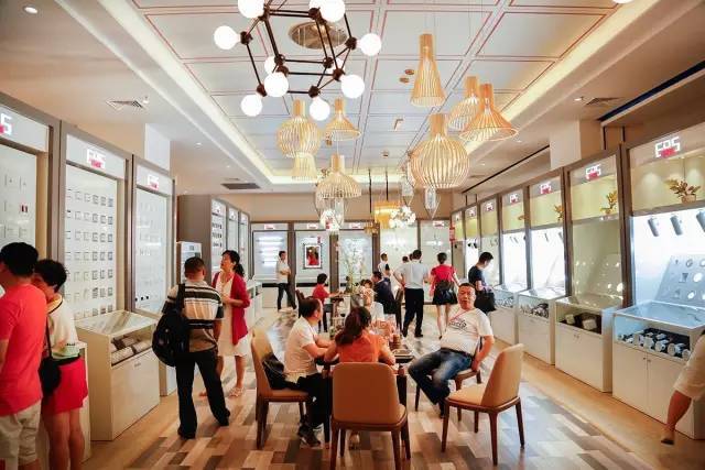 点赞！| O2O模式强势颠覆传统，灯饰照明行业也可这么做！