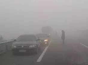 路灯智能控制系统的国内外研究现状