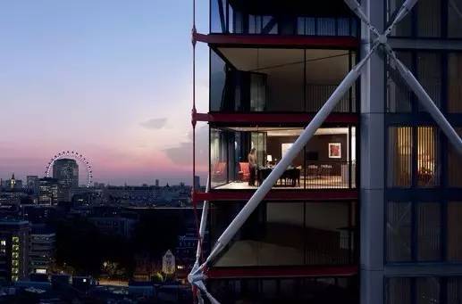 2016年泰晤士河畔最受瞩目的一场撕逼大战