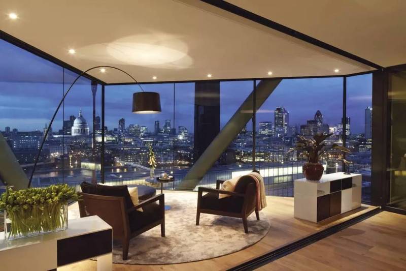 2016年泰晤士河畔最受瞩目的一场撕逼大战