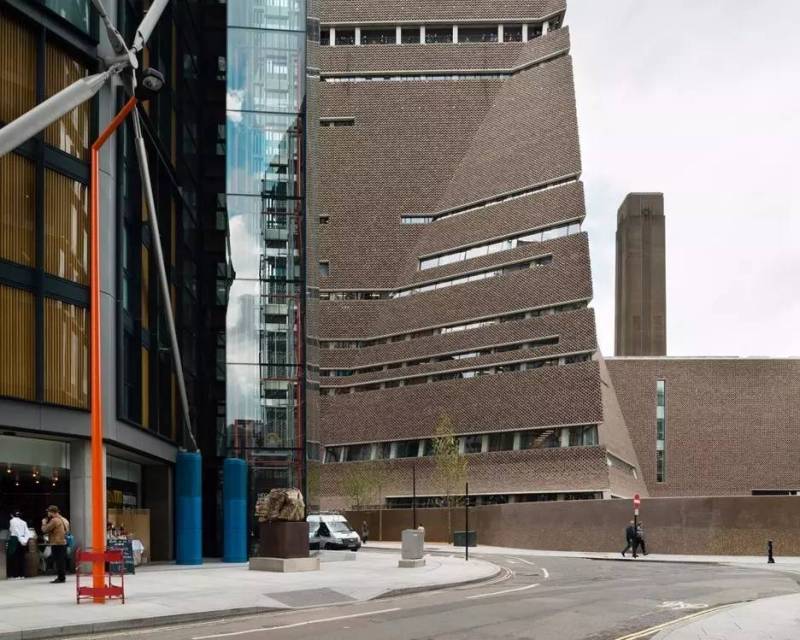 2016年泰晤士河畔最受瞩目的一场撕逼大战