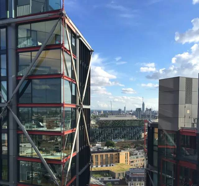 2016年泰晤士河畔最受瞩目的一场撕逼大战