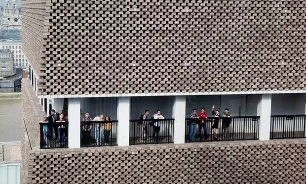 2016年泰晤士河畔最受瞩目的一场撕逼大战