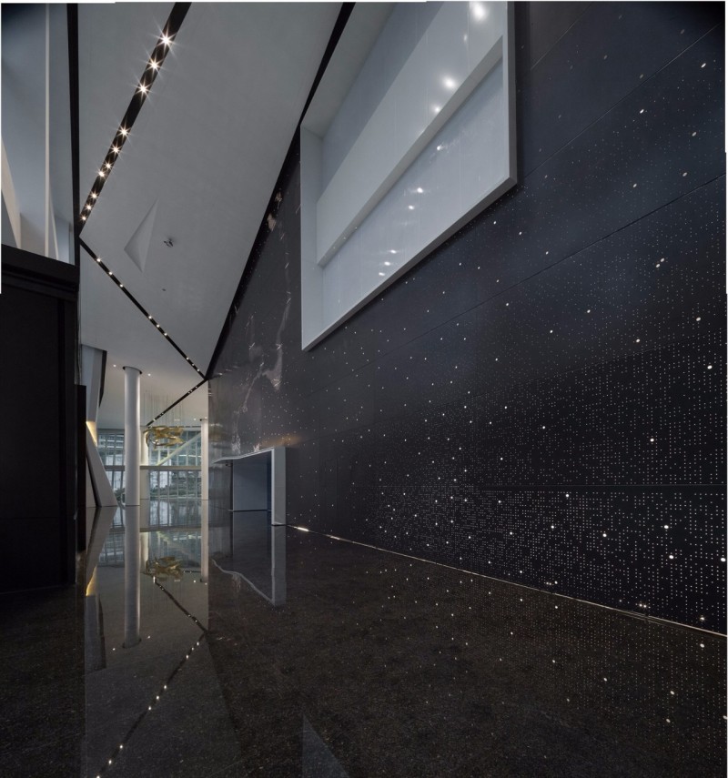 黄金闹市中的高端光影 | 祝融奖作品