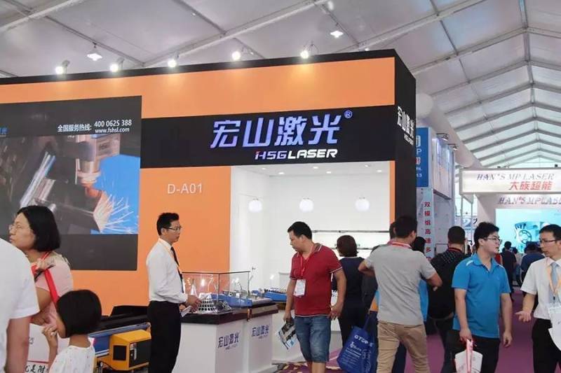 【逛展必看】灯博会首日，人气旺到爆，最全攻略拿去吧!