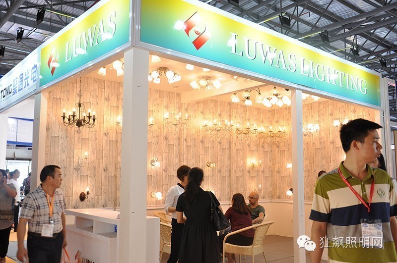 小编带你走古镇灯博会秋季展