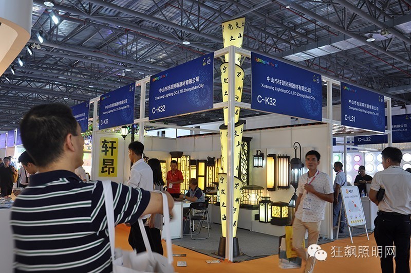 小编带你走古镇灯博会秋季展