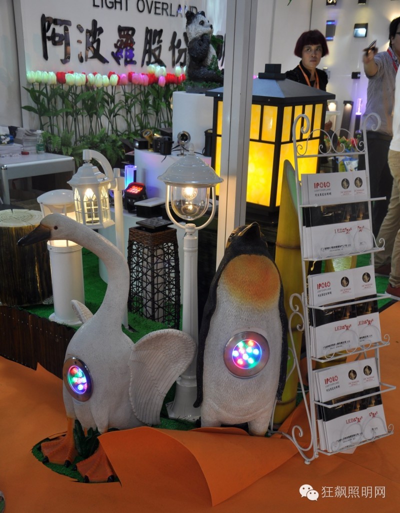 小编带你走古镇灯博会秋季展