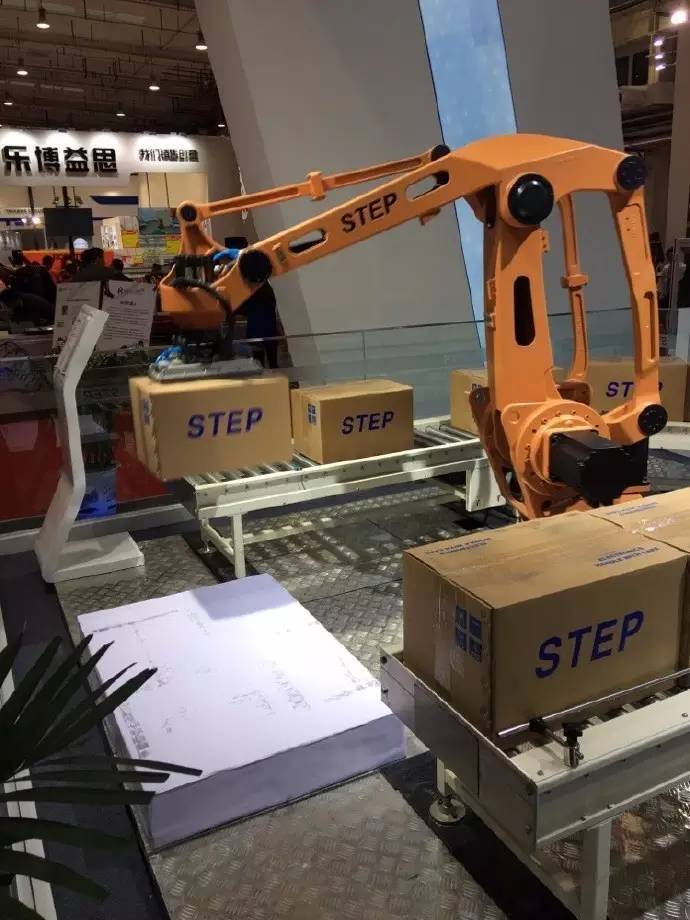 2016世界机器人大会开幕了，带来哪些颠覆性技术？