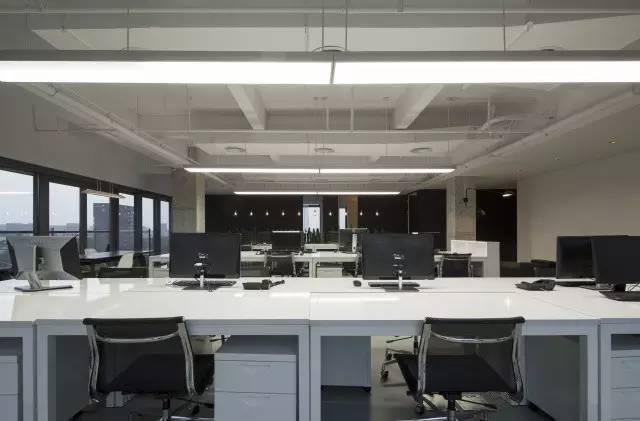 设计师的办公室，也需要这样的暗门