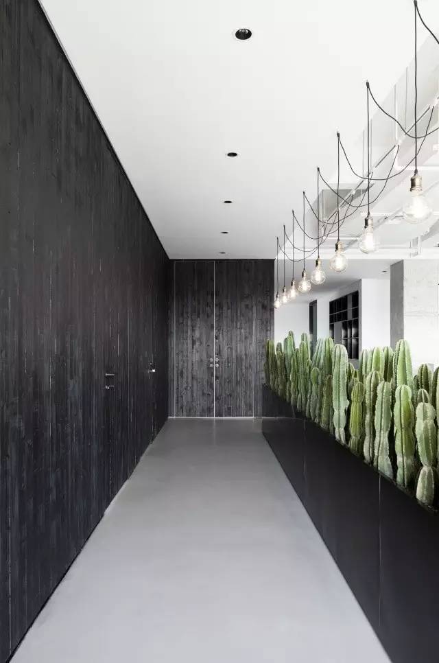 设计师的办公室，也需要这样的暗门