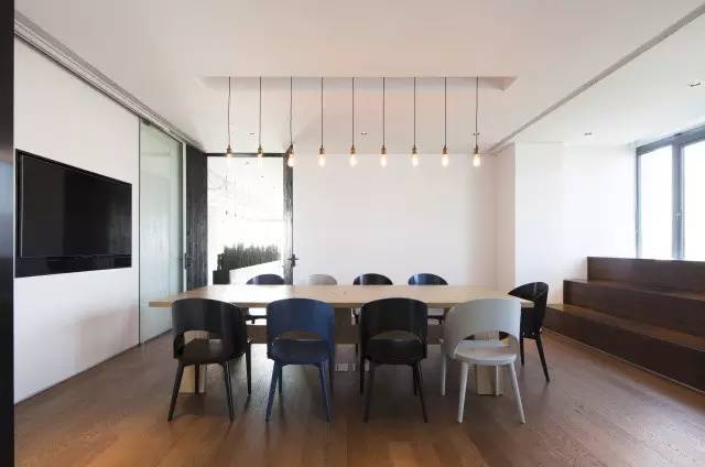 设计师的办公室，也需要这样的暗门