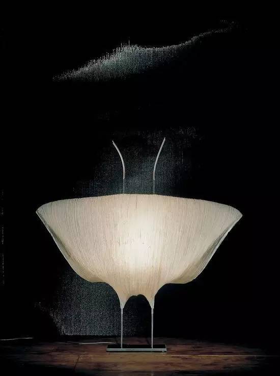 【走马观灯】他用心中的灵光，给平凡的灯具，点亮非凡的诗意