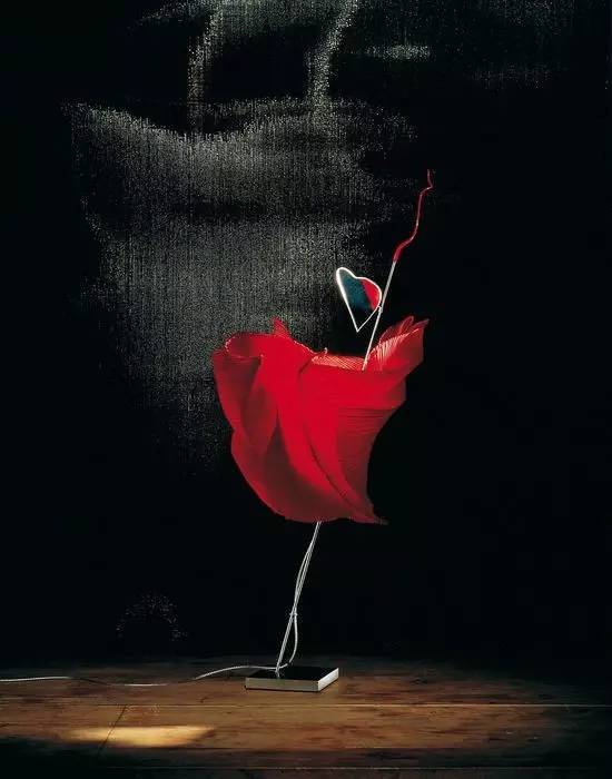 【走马观灯】他用心中的灵光，给平凡的灯具，点亮非凡的诗意