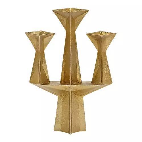 Tom Dixon这个半路出家的设计师，却拥有点石成金的本事