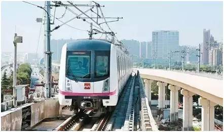 飞利浦商用大屏解决方案助力西安地铁三号线