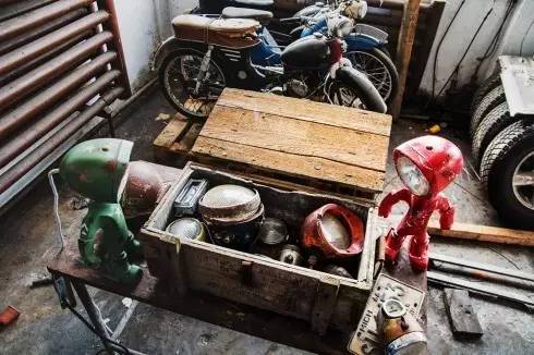 【走马观灯】史上最屌炸天的灯具！光照小子台灯：Lampster