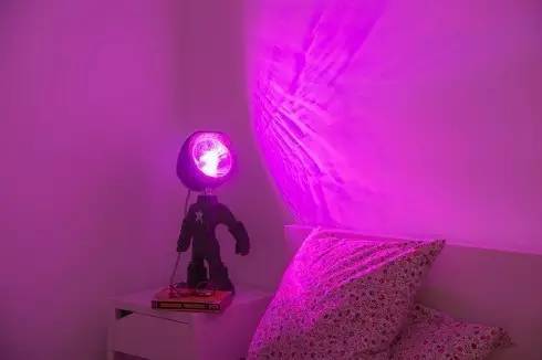 【走马观灯】史上最屌炸天的灯具！光照小子台灯：Lampster