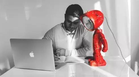 【走马观灯】史上最屌炸天的灯具！光照小子台灯：Lampster