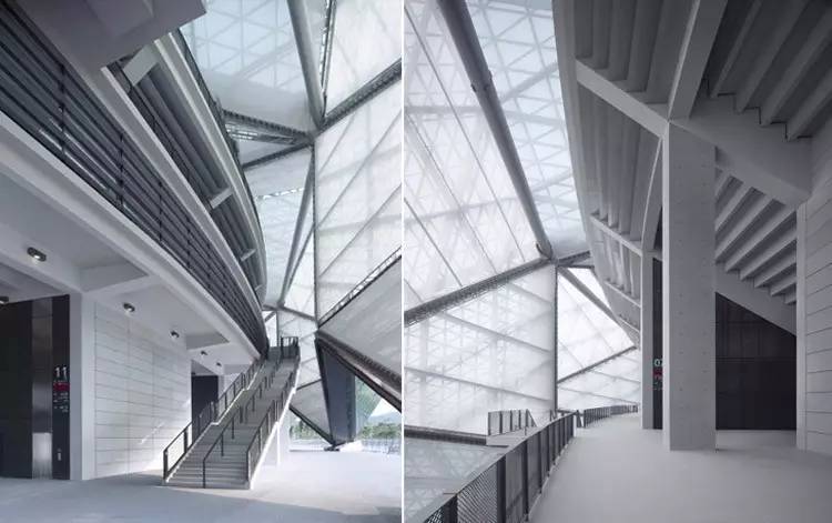 高亮的建筑与丰富的色彩，真的是城市富裕的象征？