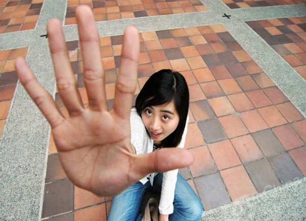 【好文】3D 电影、全息显示这些技术如何骗过我们的眼睛？