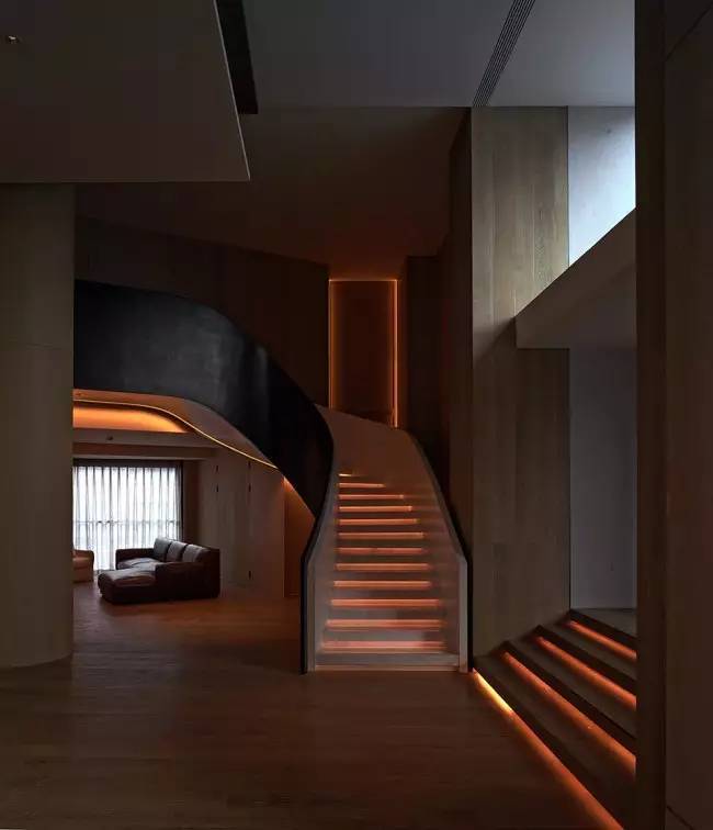 「灯眼看世界」北京三里屯CHAO之光 /大观国际设计咨询有限公司