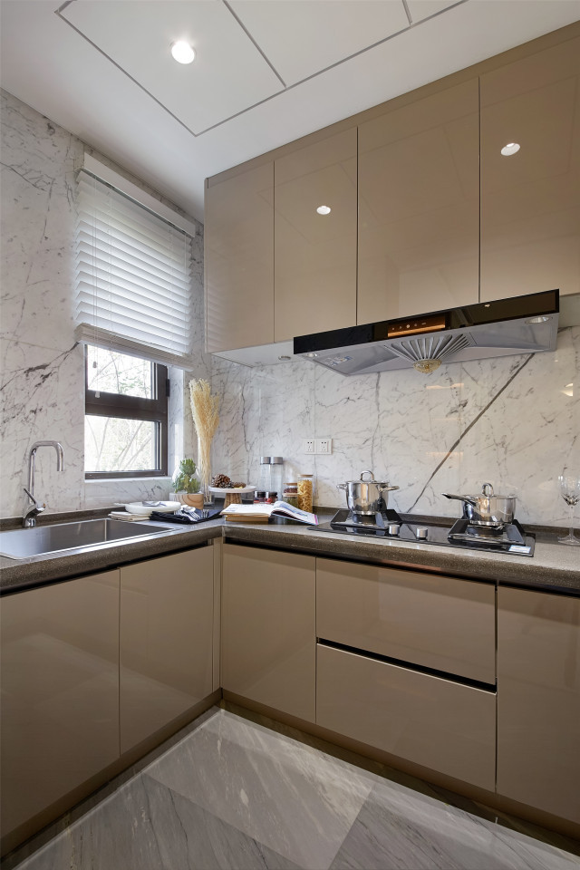 鲁能泰山7号（济南）样板房｜RWD（Ricky Wong Designers）