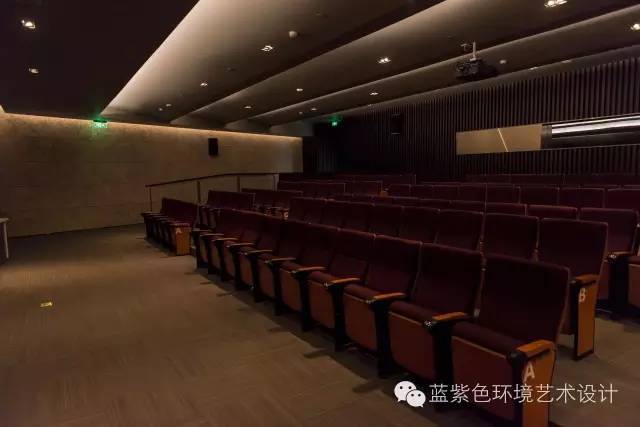 深圳雅昌艺术文化中心的灯光艺术