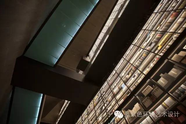 深圳雅昌艺术文化中心的灯光艺术