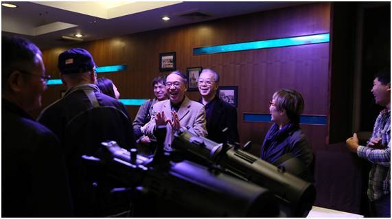 雅江光电携手业界泰斗丨点亮万圣节灯光