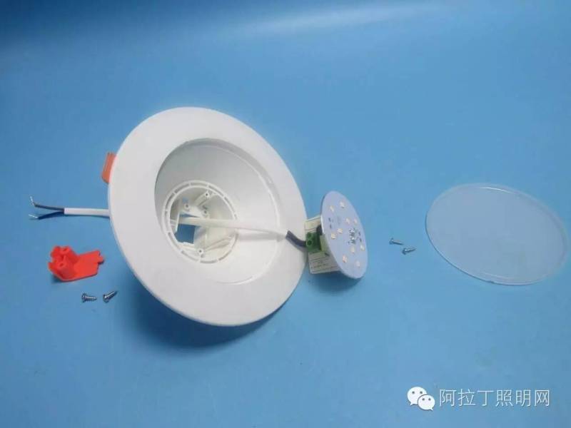 怎样的筒灯能进军高端商照市场？