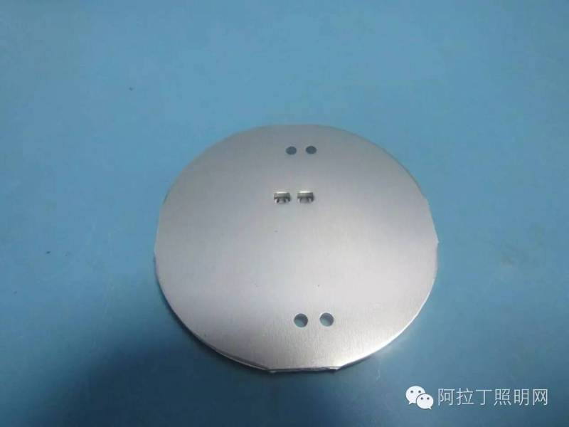 怎样的筒灯能进军高端商照市场？