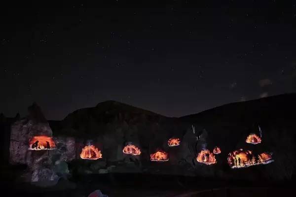 【A&P 分享】超震撼的岩石Mapping灯光秀