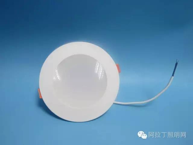 能进高端商照市场的筒灯需要有怎样的参数与性能？