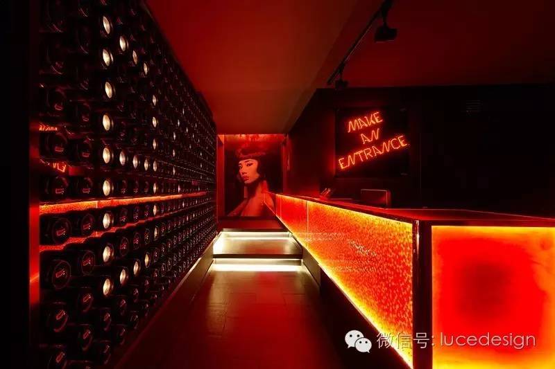 最新设计|别样的“时装秀”