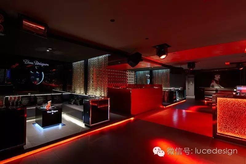 最新设计|别样的“时装秀”