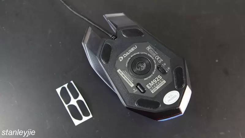 玩灯高手----达尔优em925游戏鼠标评测